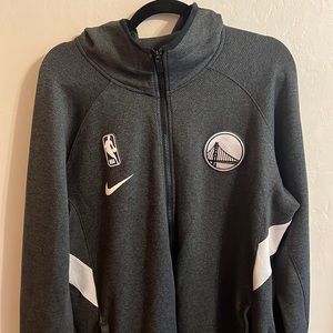 Nike Warriors warm up Jacket, Dark Gray, Size Large. It is in Great Condition